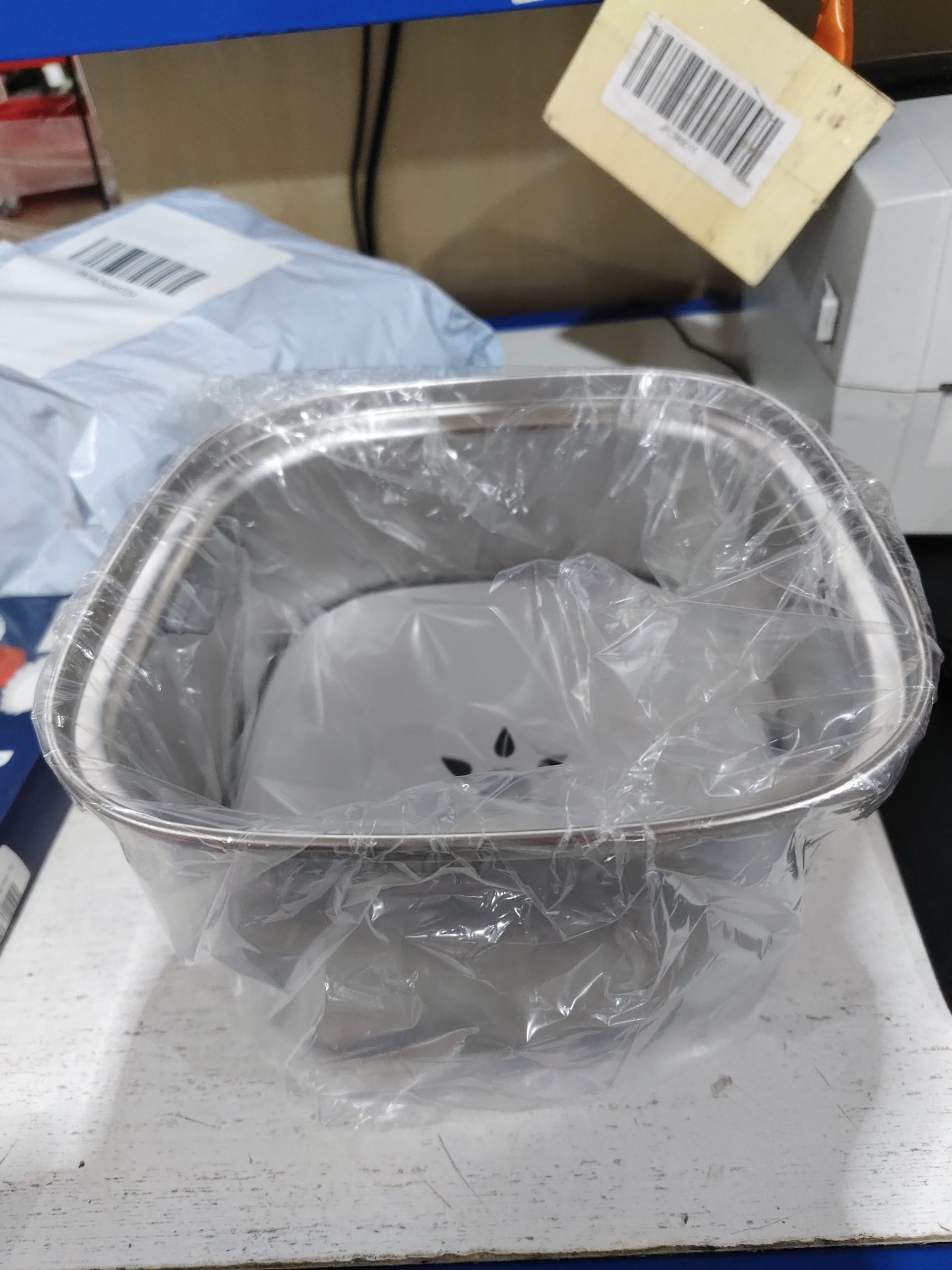 Pet Stainless Steel Water Bowl Large Capacity Floating - Image 9